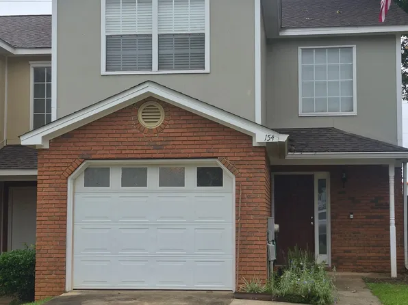 154 Woodmere Dr, Enterprise, AL 36330