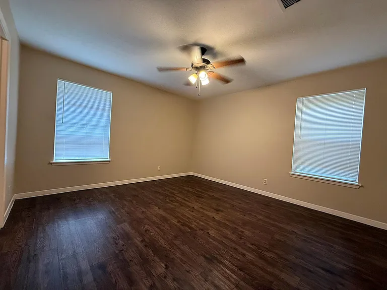 5906 Mountainclimb Dr — Photo 22