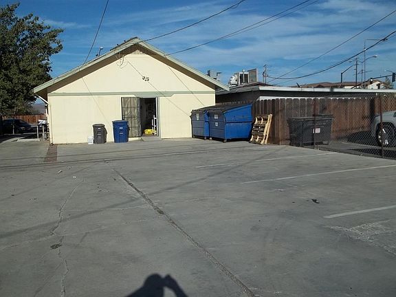 3rd image of 15 El Camino Real