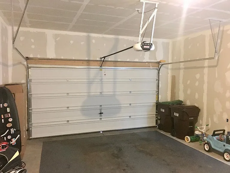 Attached 2 Car Garage