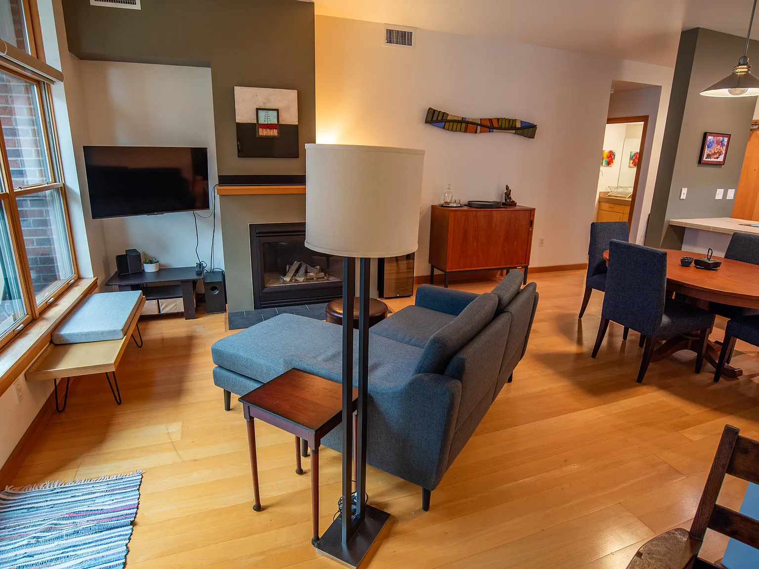 1 bed, 927 sqft, $2,600 — Photo 3