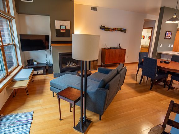 3rd image of 821 NW 11th Ave APT 313