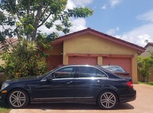 14757 SW 101st Ter, Miami, FL 33196