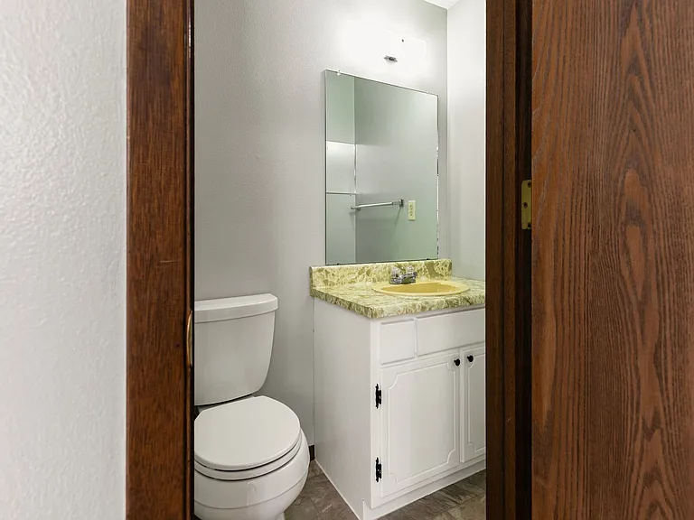 390 Knotty Pl — Photo 17