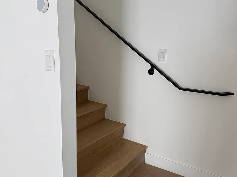 2024 7th Ave #2028-1/4 — Photo 9