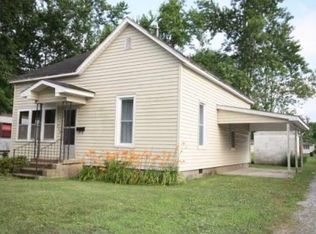 715 W Lincoln St, Harrisburg, IL 62946
