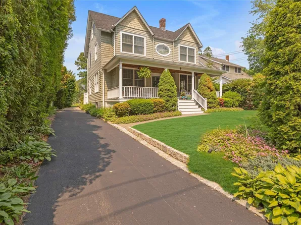 25 Bay Avenue, Huntington, NY 11743