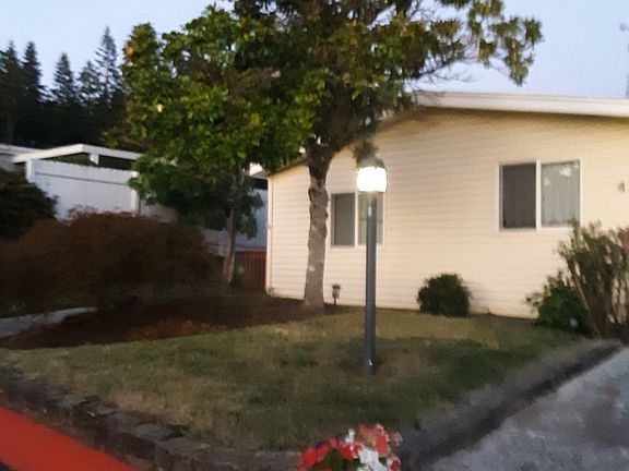 2nd image of 100 SW 195th Ave Unit 43