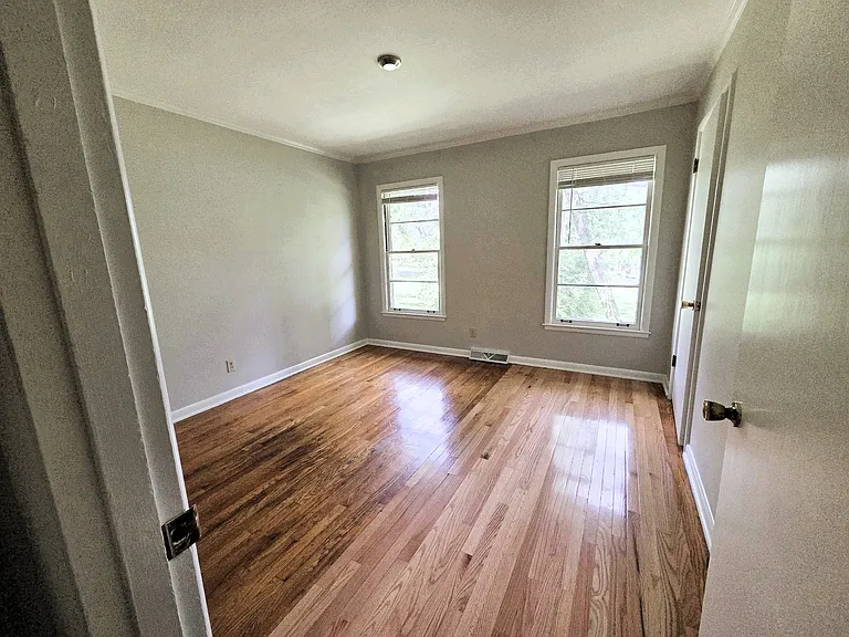 101 W Hillwood Dr #A — Photo 7