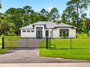 1867 Everglades BLVD N, NAPLES, FL 34120