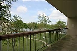 2nd image of 18809 Egret Bay #311