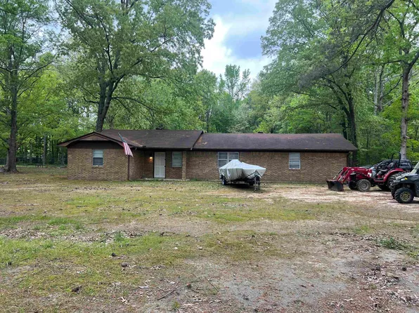 2307 Whippoorwill Ln, White Hall, AR 71602