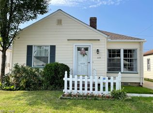 1119 Dartmoor Ave, Parma, OH