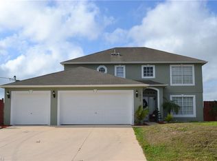 1933 Wanda Ave N, Lehigh Acres, FL 33971