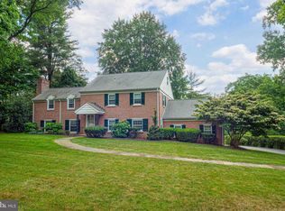1536 Sweetbriar Rd, Gladwyne, PA 19035