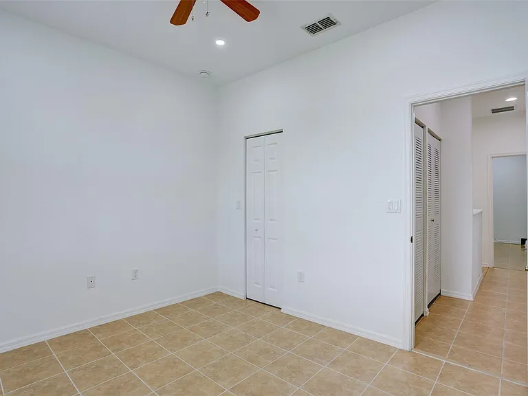 2851 W Prospect Rd #305 — Photo 18