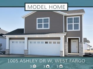 1005 Ashley Dr W, West Fargo, ND 58078