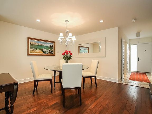 2nd image of 4291 Embassy Park Dr NW