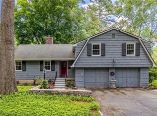 7 Garland Rd, West Hartford, CT 06107