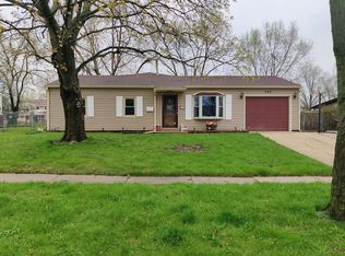 308 Laurel Ct, Streamwood, IL