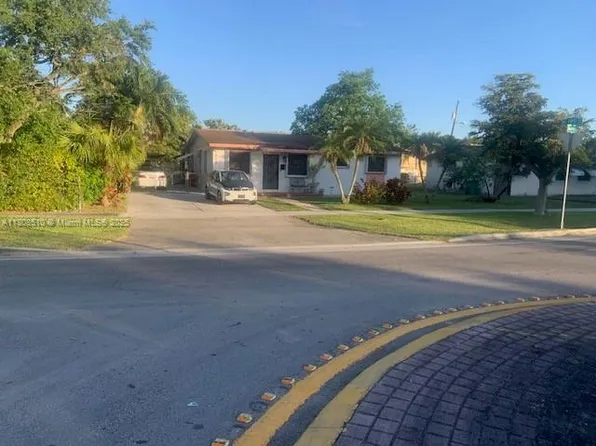 1470 North Dr, Miami, FL 33179