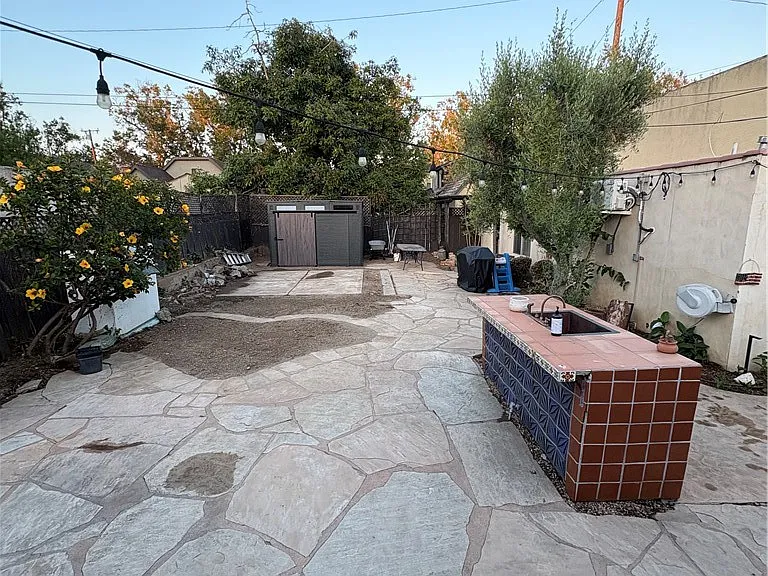 2421 French St — Photo 15