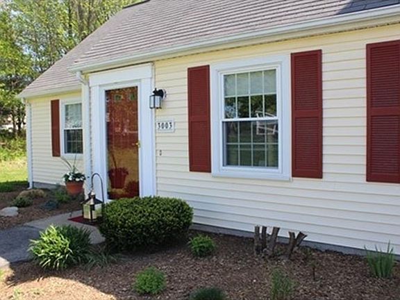 2nd image of 3003 Forest Park Dr