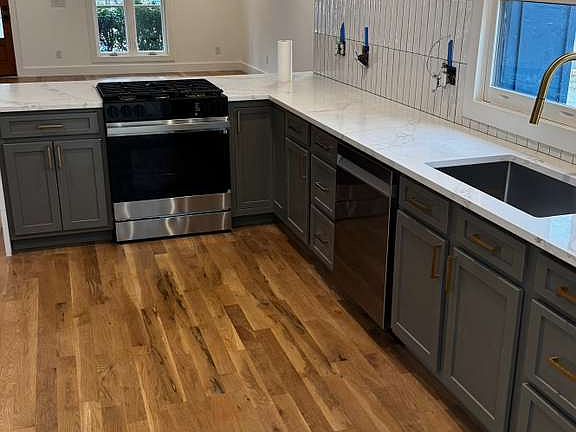2nd image of 964 Herndon St NW