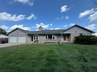 823 S Linda St, Hobart, IN 46342