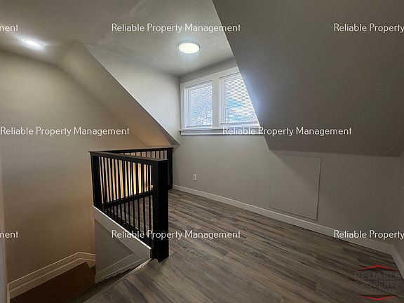 5th image of 626 N Water Ave APT 2