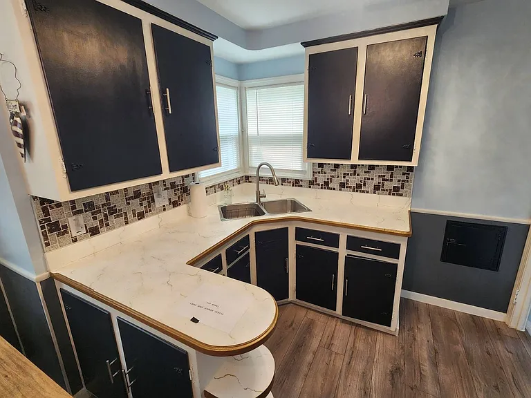 2506 Torrington Ave — Photo 18