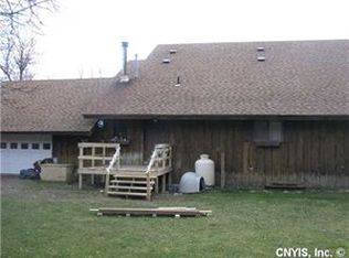 3970 Holmes Rd, Syracuse, NY 13215