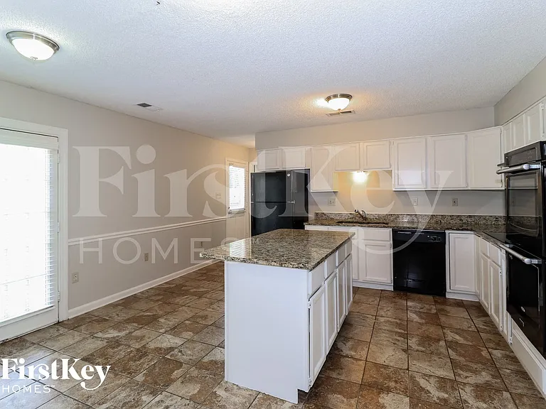 8688 Chimneyrock Blvd — Photo 6