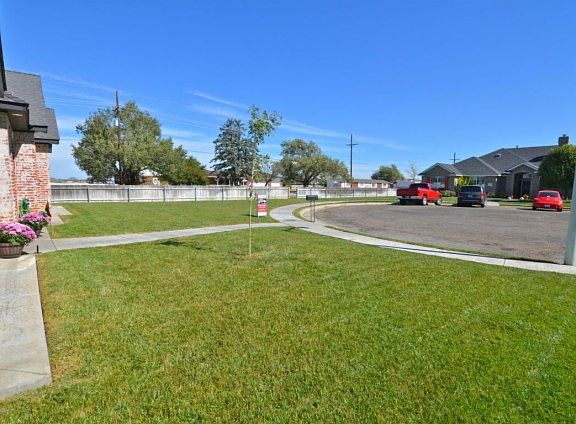 3rd image of 7700 El Paso Dr