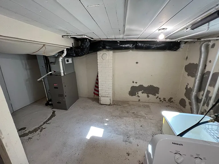 1423 N Howard St — Photo 15