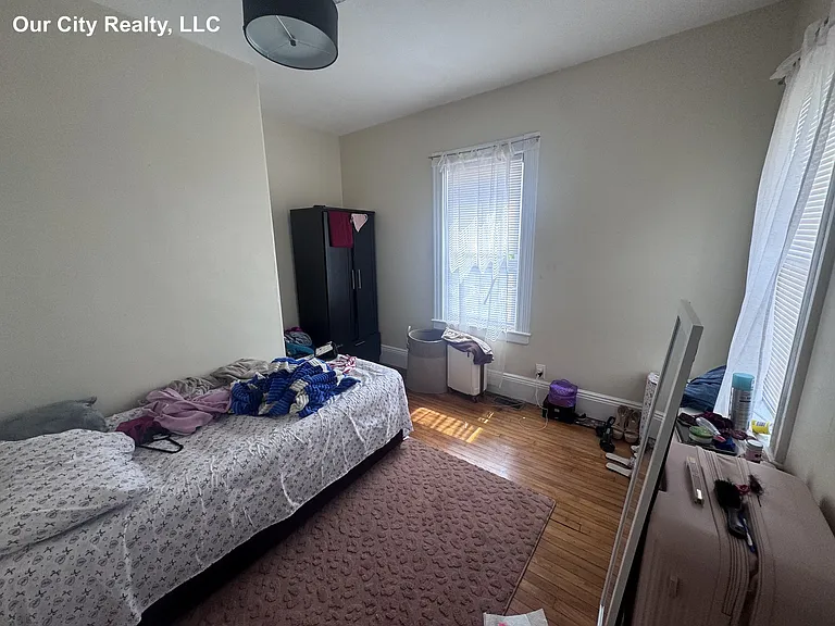 72 Bower St #1 — Photo 20