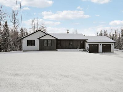 67 Stacey Lane, Kenduskeag, ME, 04450