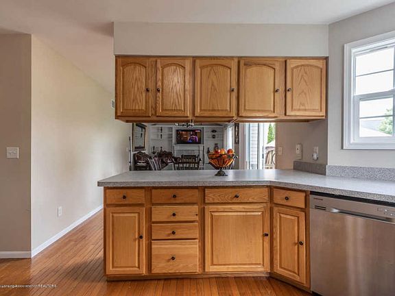 4th image of 3104 Preakness Way