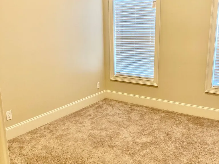 8758 Crenshaw Dr — Photo 29