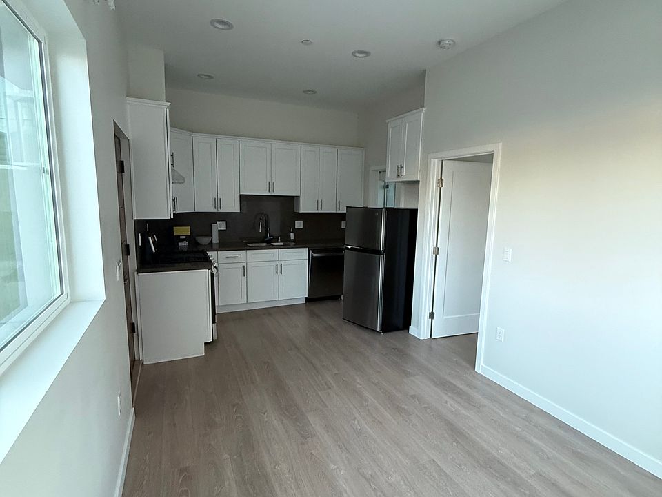 1st image of 6745 N Atoll Ave