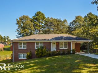 9285 Nelson Dr SW, Covington, GA 30014