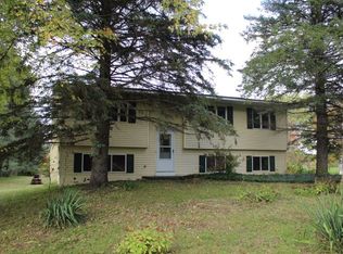 10340 Farrand Rd, Montrose, MI 48457