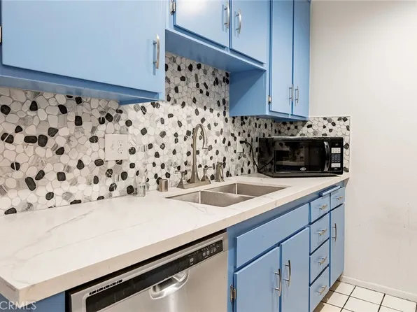 3565 Linden Ave Unit 208, Long Beach, CA 90807