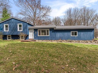 9376 Cunningham Ln, Traverse City, MI, 49685