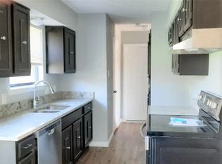 109 Lemon Dr, Arlington, TX 76018