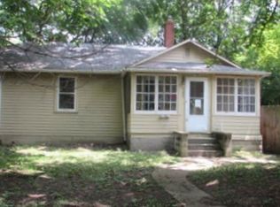 17907 Riedle Ct, Homewood, IL 60430