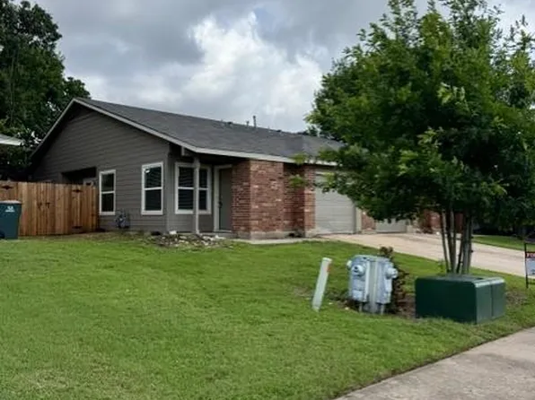 11912A Tanglebriar Trl #A, Austin, TX 78750