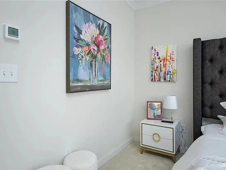 2048 Holtz Ln — Photo 13