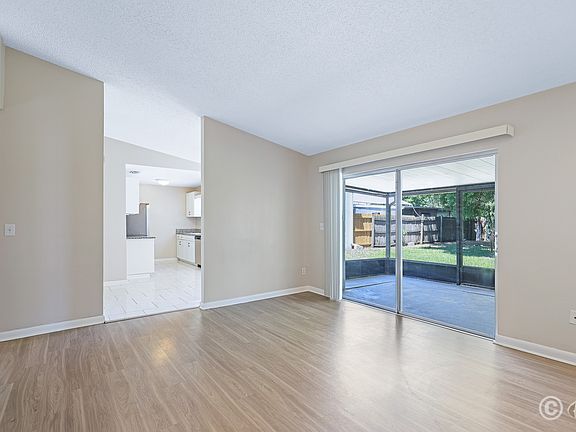 3rd image of 1219 Mohrlake Dr