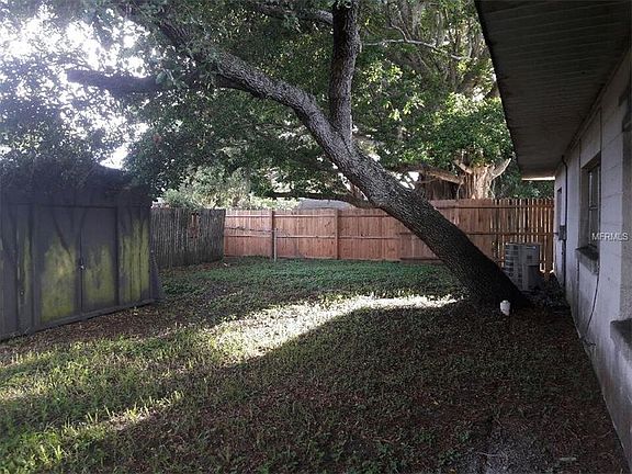 3rd image of 2312 55th Ave W